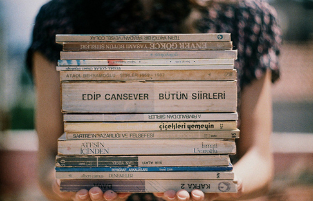 18 yaşında yazdığım ilk şiirlerden bir tanesini sizin ile paylaşıyorum. Sizce nasıl olmuş?