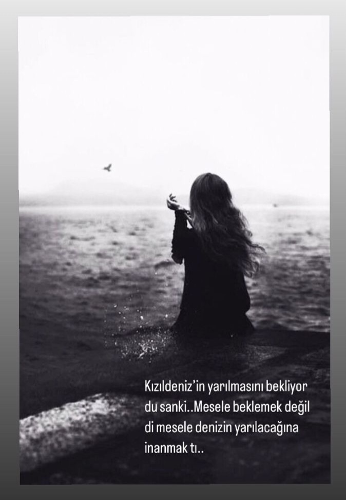 Birini beklemek mi ağır, yoksa gelmeyeceğini bile bile hala içten içe umut etmek mi?
