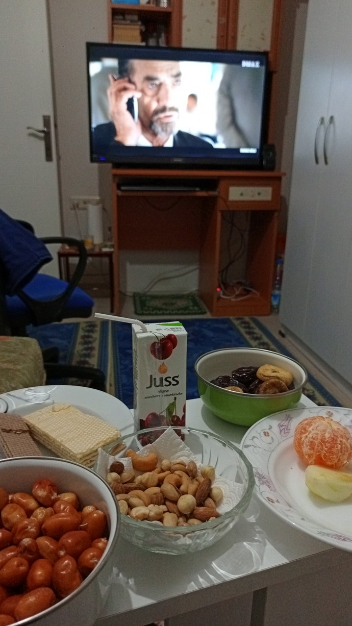 Yılbaşı akşamı evde ne yaptınız?