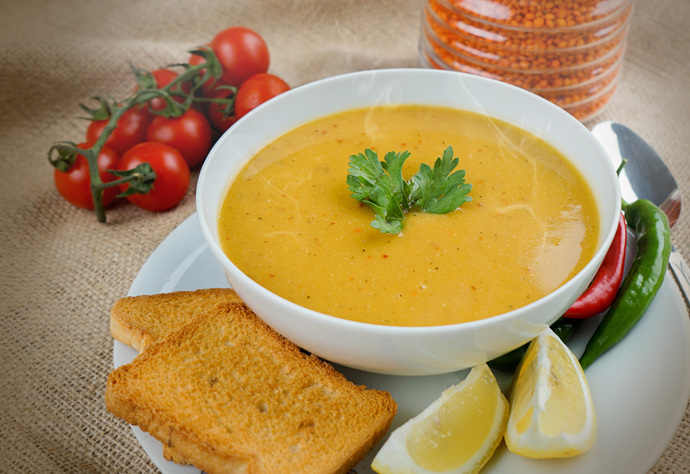 Mercimek çorbası mı yayla çorbası mı tercih edersin?