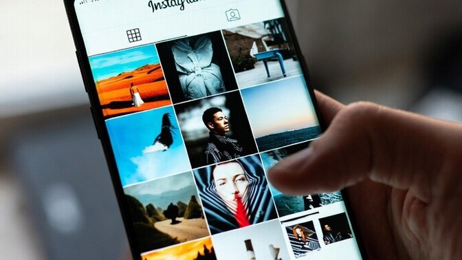 Sizce sevgilisi olan bir kadının Instagram da kendi fotolarını paylaşması normal mi?