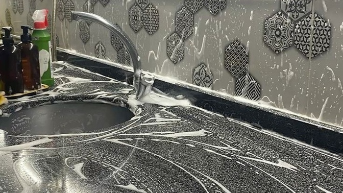 Mutfağını temizleyip mi uyursun yoksa sabaha mı bırakırsın?