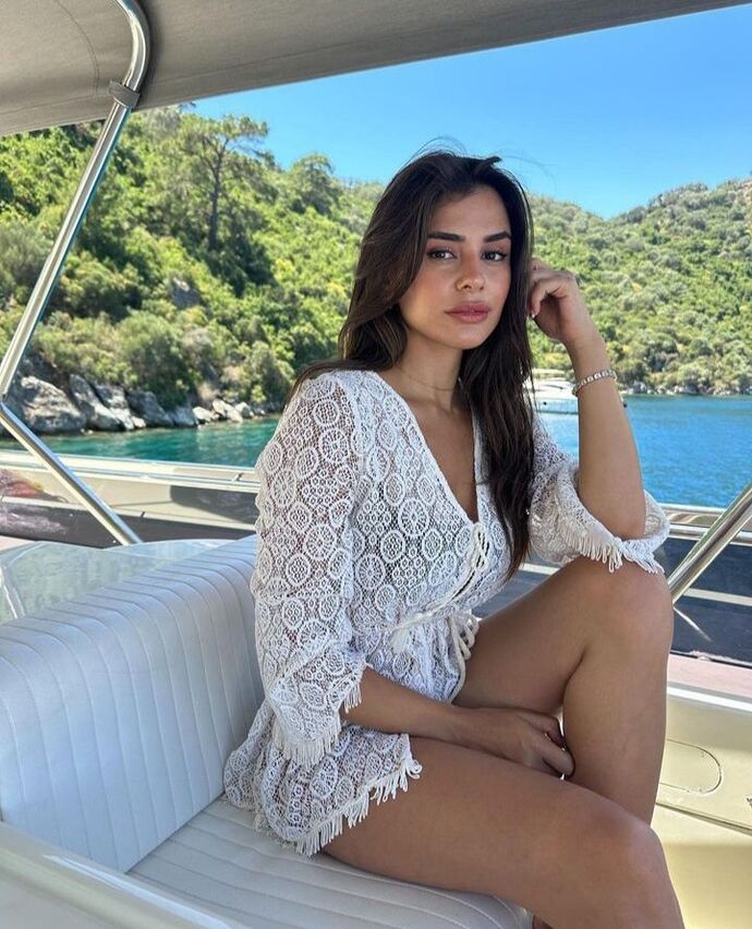 Kadınların güzelliği sizce neye göre ölçülür, size göre güzellik nedir?
