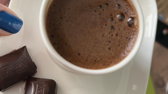 Kimlere sade kahve yapayım?