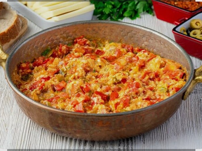 Menemen yemenin saati var mı?