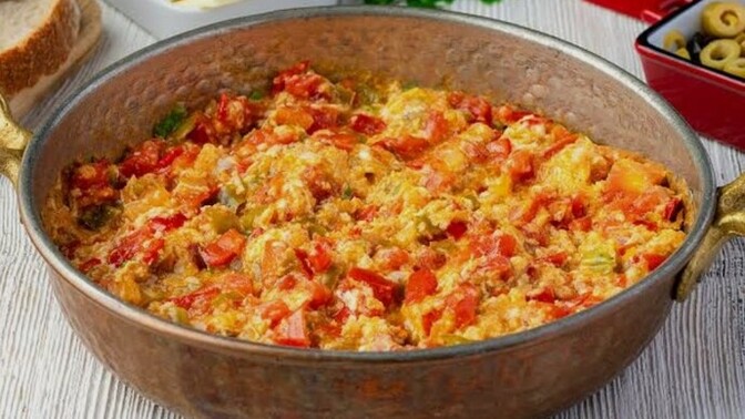 Menemen yemenin saati var mı?