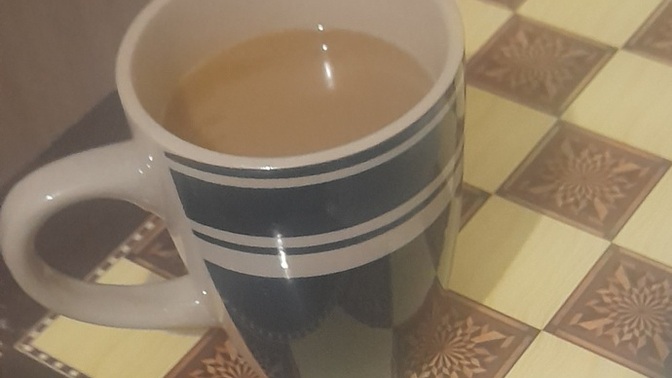 Yorgunken kahve içmek mi daha iyi gelir yoksa uyumak mı sizce 😊?