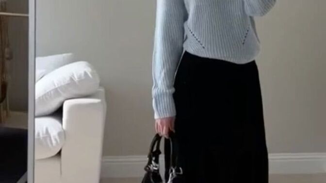 Bu kombin çok mu çocuksu duruyor?