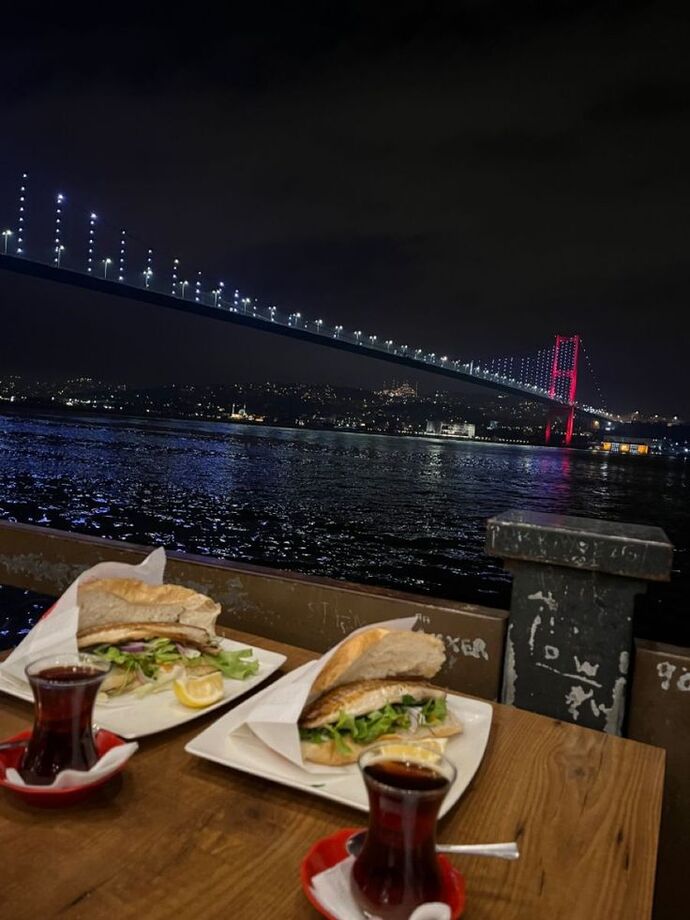 Gece acıkınca en çok ne yiyorsunuz, geceye en çok hangi yiyecek yakışıyor?