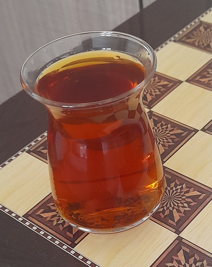 Çay sevmeyen var mı ya, siz çayı nasıl içmeyi daha çok seviyorsunuz ☕️?