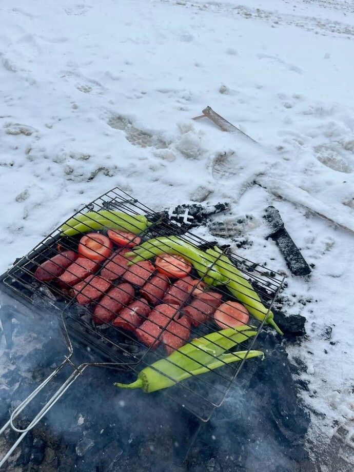 Karda sucuk ekmek sever misin?