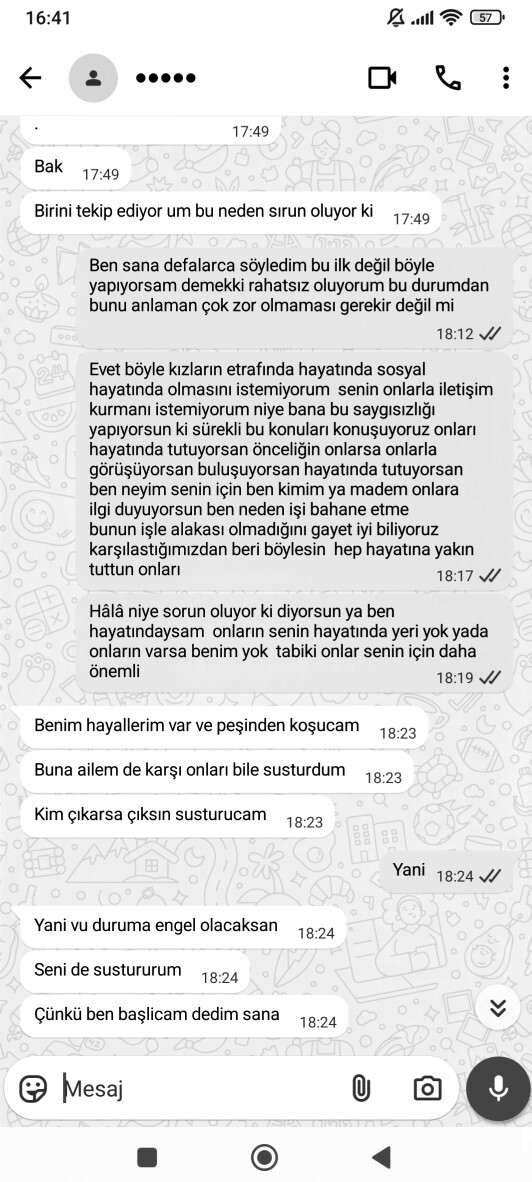 Bu kadar basit mi gerçekten bir gün seviyorum deyip ertesi gün umurumda değilsin demek?