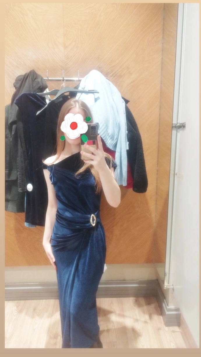 Sizce kuzenin nişani için hangi elbiseyi alayım w?