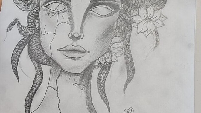 Medusa'yı çizdim ama bir türlü beyenemedim?