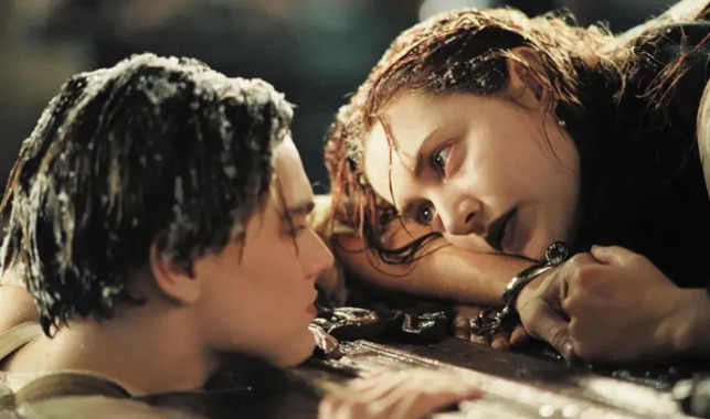 Yıllar geçse de etkisinden çıkamam dediğiniz bir film var mı?