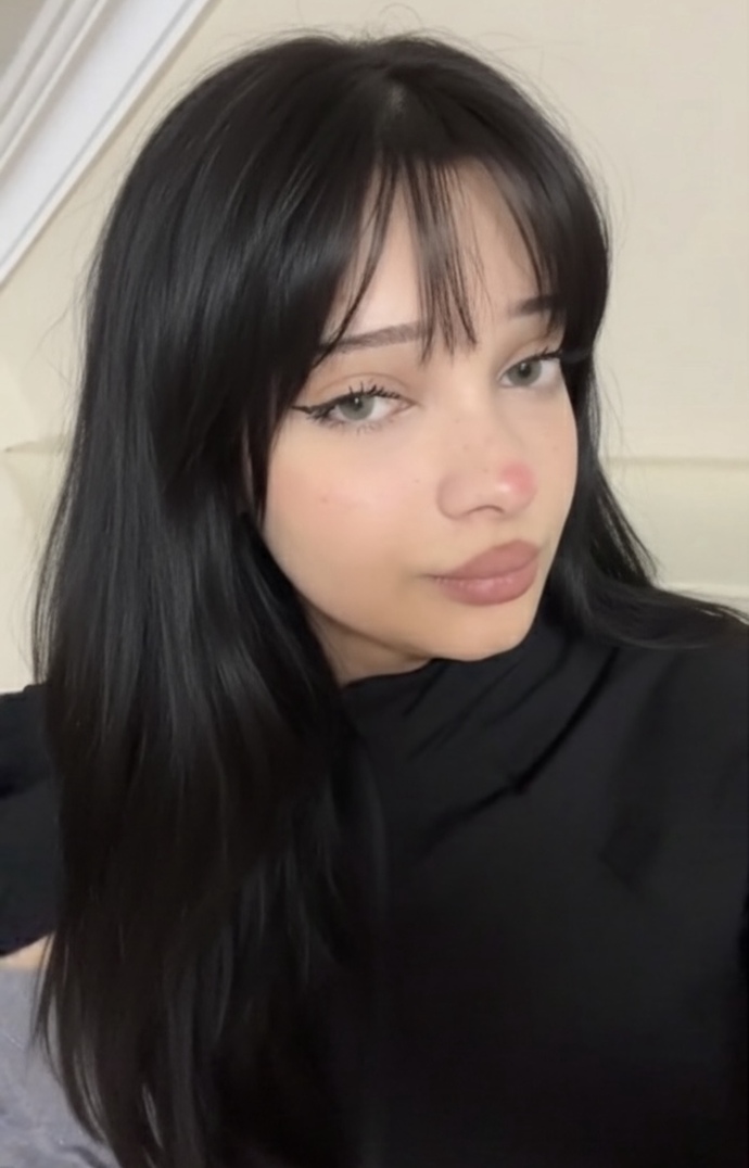 sarı saç mi siyah saç mı daha yakışıyor?