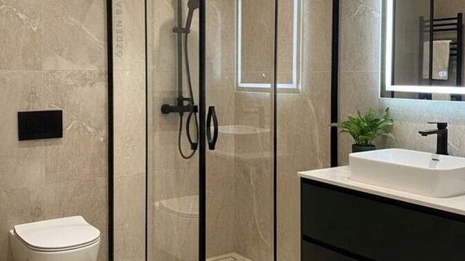 Banyo ve mutfaktaki inatçı kireç lekeleri en hızlı nasıl temizlenir?