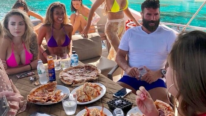 Kadına doymayan erkek mi daha tehlikeli, paraya doymayan kadın mı?