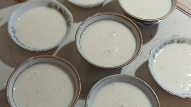 İlk kez sütlaç yaptım, nasıl olmuş sizce lezzetli görünüyor mu 😋?