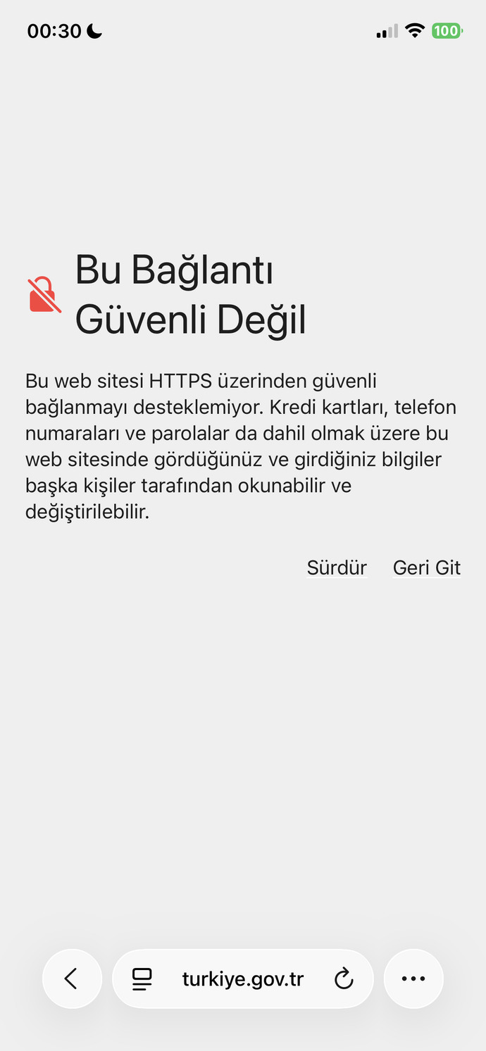 E-Devlet yine çöktü 💥 sizce siber saldırı mı, sistem yoğunluğu mu?