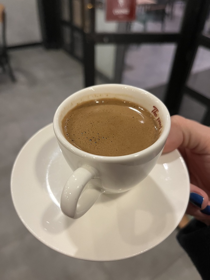 Sabah kahvesi sever misiniz, gün kahveyle mi başlar çayla mı?