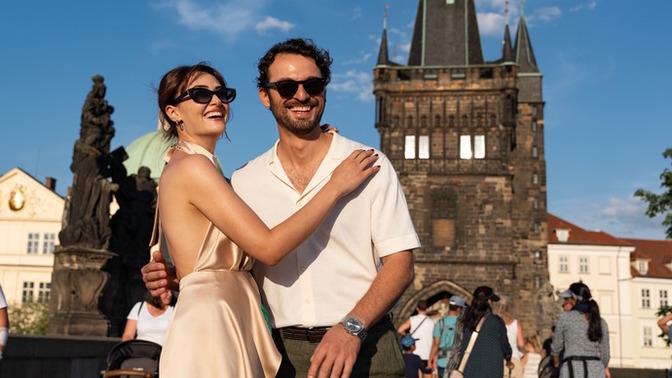 Hayatının aşkını bulmak için 50 kişiyle date'e çıkılır mı?