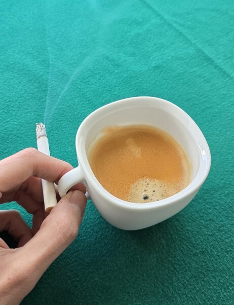 Kahve yalnız insanların içeceği midir?