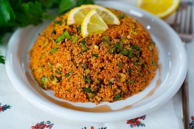 Kısır mı menemen mı?