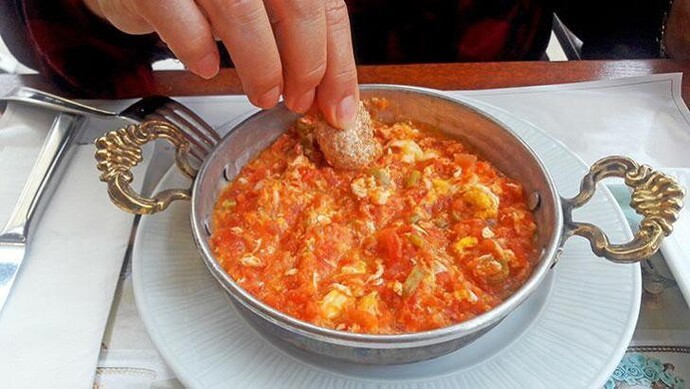 Kısır mı menemen mı?