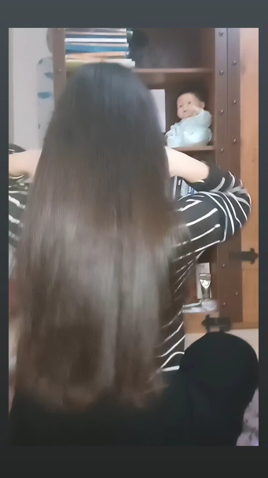 Kızlar sizce uçlardan saçımı biraz keseyim mi yoksa kalsın mı?