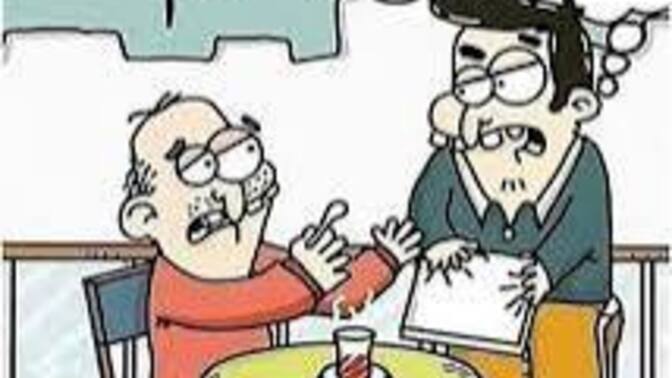 Çayı şekersiz içenlerin kaşığı kenarda dursa batıyor mu acaba da tepsiye bırakma telaşına giriyor çoğu🧐?