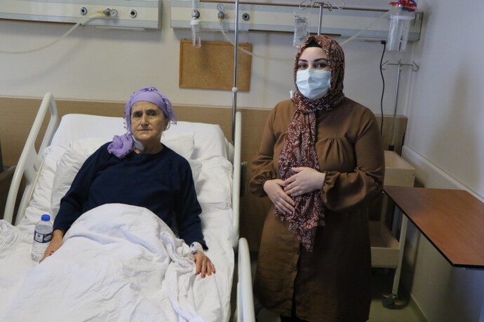 Giresun’da bir gelin kaynanasına ciğerini verdi… ❤️ Peki siz, bir insanın hayatı söz konusu olsa organınızı bağışlar mıydınız?