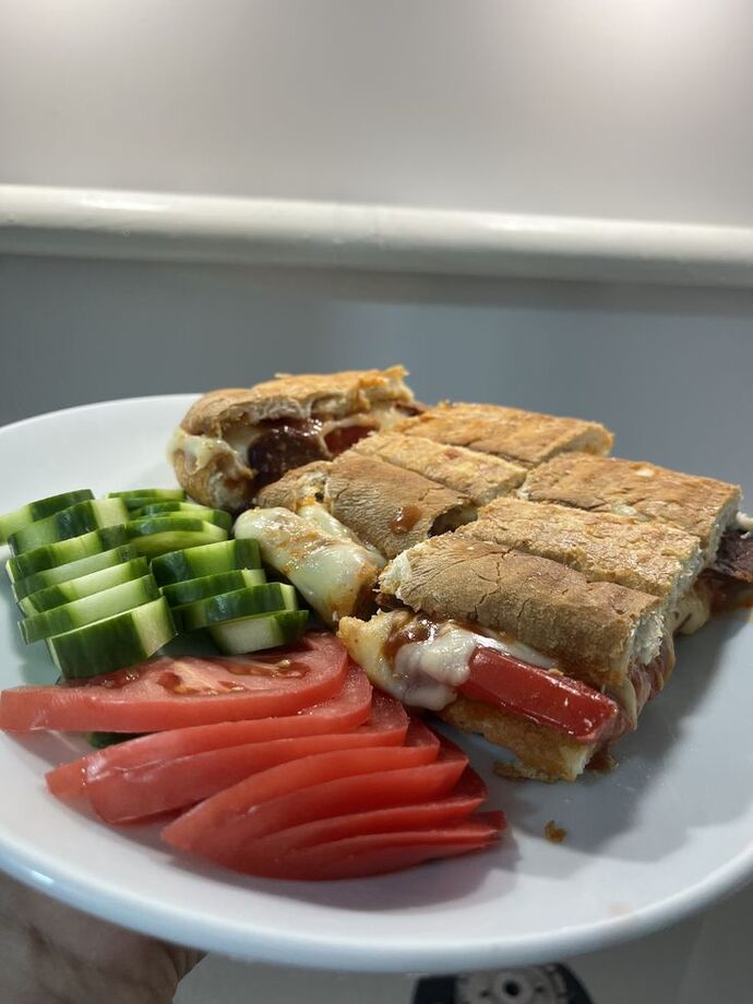 Canınız şu an en çok neli tost çekiyor, en efsane tost hangisi 🤤?