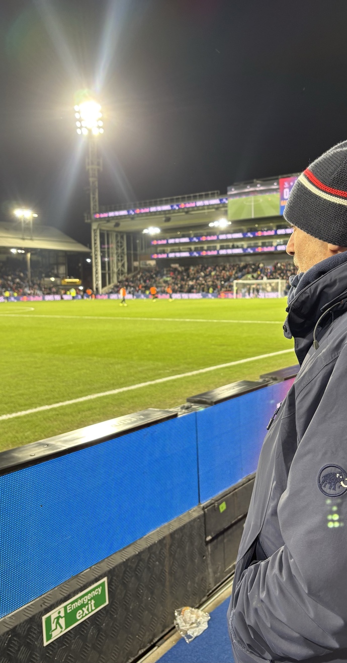 Londra’ya gidip futbol maçına gitmemek olur mu?
