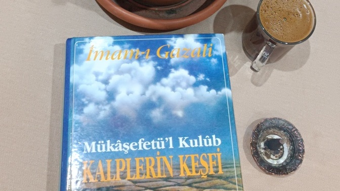 Dili ağır, derin anlamlı İmam-ı Gazali tarzı kitapları okumayı sever misiniz 📚?