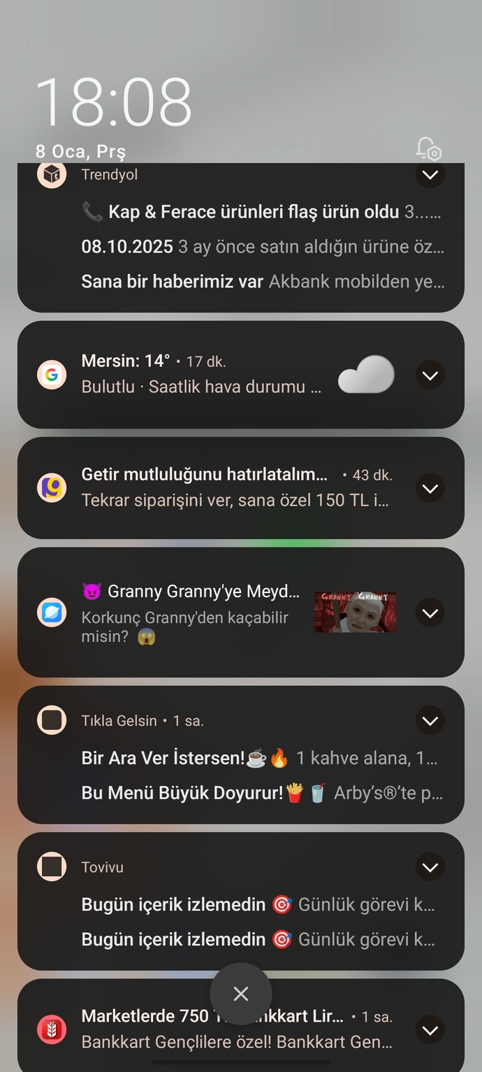 Telefonuma asla bildirim gelmiyor, benim kadar yalnız olan var mı?