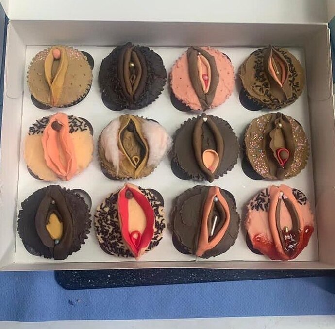 Kurabiyelerim nasıl olmuş sizce, sunum ve pişme kıvamı nasıl görünüyor 😋?