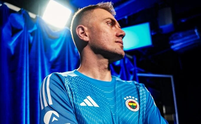 Mert Günok Fenerbahçede! Sizce yıldız kaleci eski takımında başarılı olabilir mi?