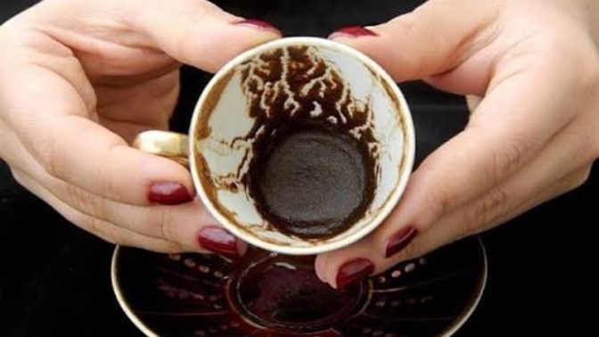 Kahve falı baktırır mısınız?