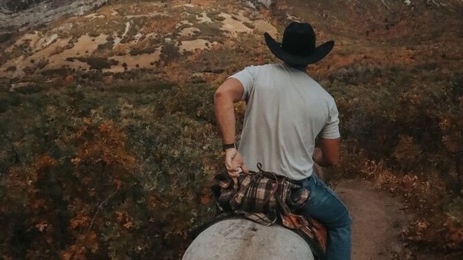 Cesur erkekler atlarına binip gittiler mi🥲?