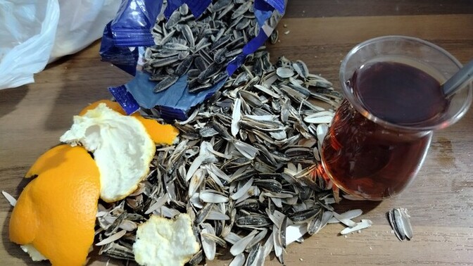 Gece 12'den sonra yediğin şeyi çayın yanında yeseydim, ben ne yemiş olurdum?