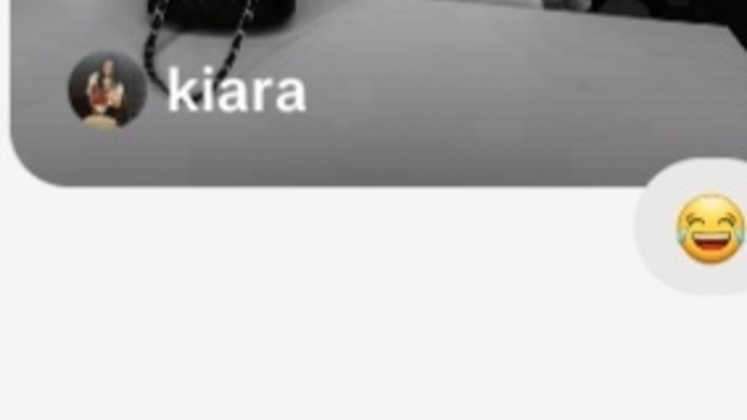 Kocama 'baska kadin olmasin' videosu attim, gulen emoji atmasi ne anlama geliyor?