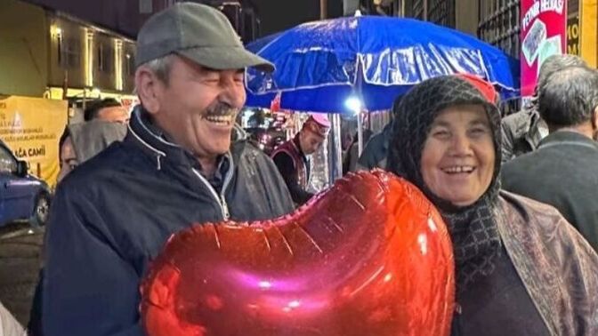 Sevgililer Günü ve doğum günü aynı ay olan kızlar şans mı, masraf mı? 😄Şubat doğumlu bir kızla sevgili olmak cesaret ister mi?