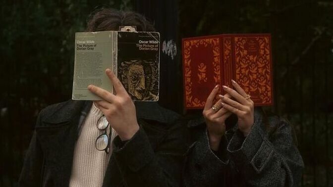 Sevgilinizle hangi kitabınızı okumak isterdiniz ve niye o kitap?
