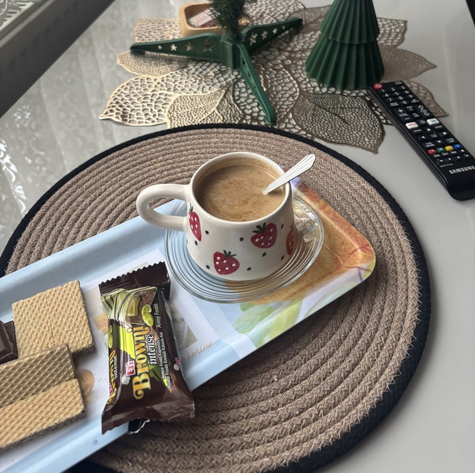 Yine duramıyorum abur cubursuz