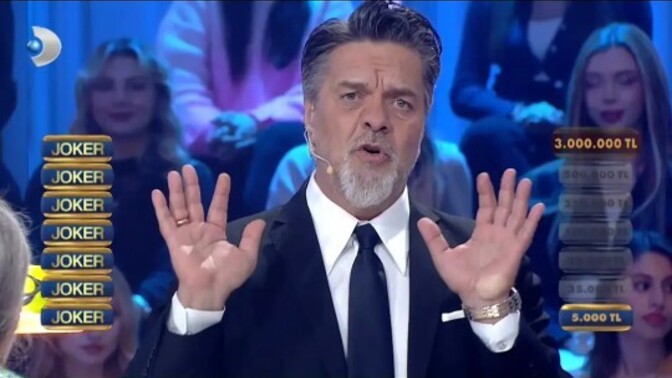 Beyazıt Öztürk'ü sunuculuğunu programlarını beğeniyor musunuz?