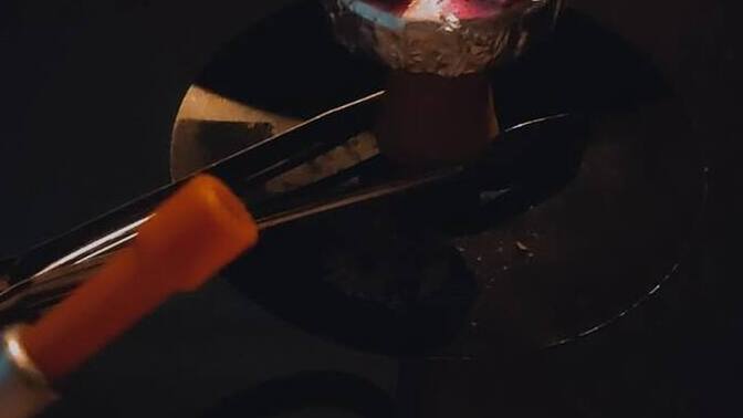 Kendi ışığına güvenen başkasının parlamasından rahatsız olmaz sözüne katılıyor musunuz?