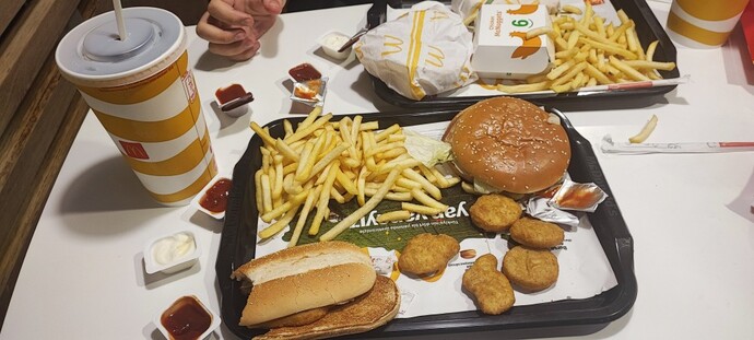 Arada cheat meal yapar mısınız?