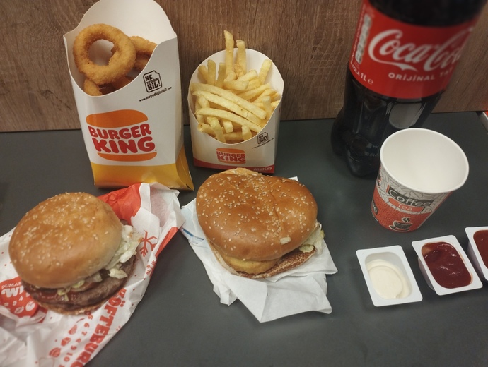 Dışarıda yediğiniz böyle bir menüye 300 TL vermeye değer mi sizce 😍?