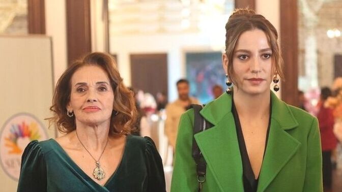 Eşin ailesiyle altlı üstlü yaşamak evliliği bitirir mi, nasıl başa çıkılır 😔?